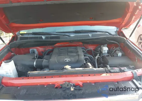 2016 Toyota Tundra Sr5 5.7L V8 z USA, uszkodzony, nr VIN 5TFUW5F12GX554560